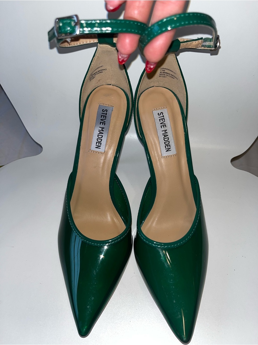 Steve Madden Glossy Emerald Green Patent Ankle-Strap Pumps - Picture 5 of 6